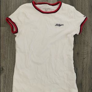 Vintage Tommy Hilfiger T-shirt